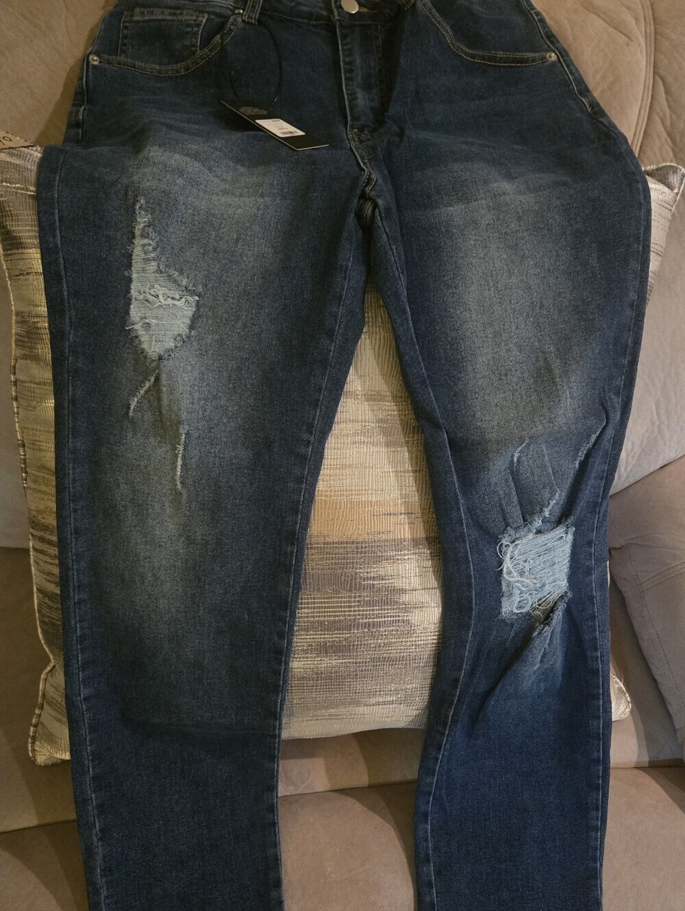 NEW!! Call It Love High Stretch Ripped Skinny Jeans - Dark Wash/Size 9-NWT - Picture 4 of 10